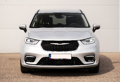Chrysler Pacifica 2023: zdjęcie oferty